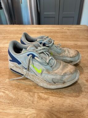 Nike AIR MAX BOLT GS Running Athletic Shoes CW1626-004 Unisex Youth Size 4.5y V